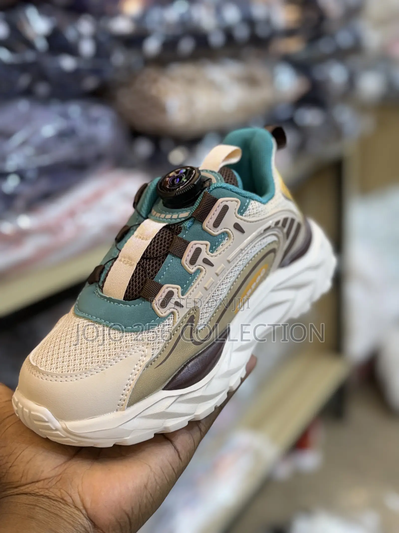 Kids Sneakers With Beautiful Colors