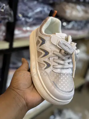 Kids Sneakers With Beautiful Colors