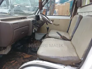 Daihatsu Hijet 1998 White