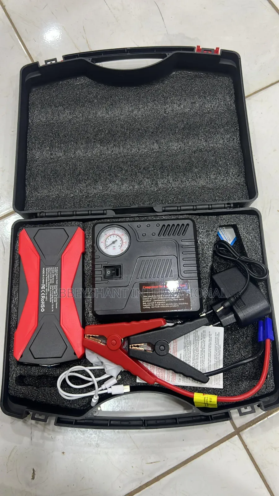 High-Power Y6 Car Jump Starter.