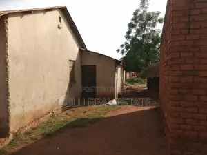 1bdrm House in Small Gate, Gulu for sale