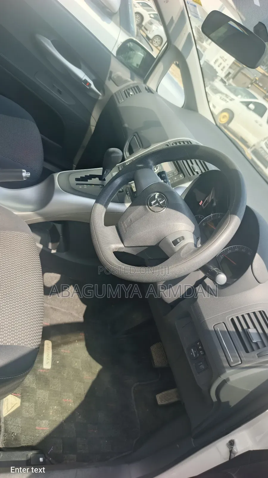 Toyota Auris Limited Sedan FWD (3.5L 6cyl 6A) 2010 White