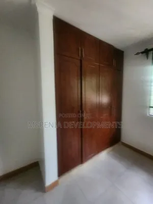 3bdrm Apartment in Muyenga, Makindye for rent