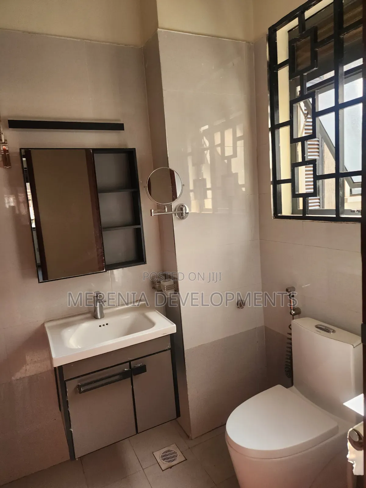 3bdrm Apartment in Muyenga, Makindye for rent