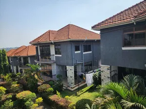 3bdrm House in Muyenga, Makindye for rent
