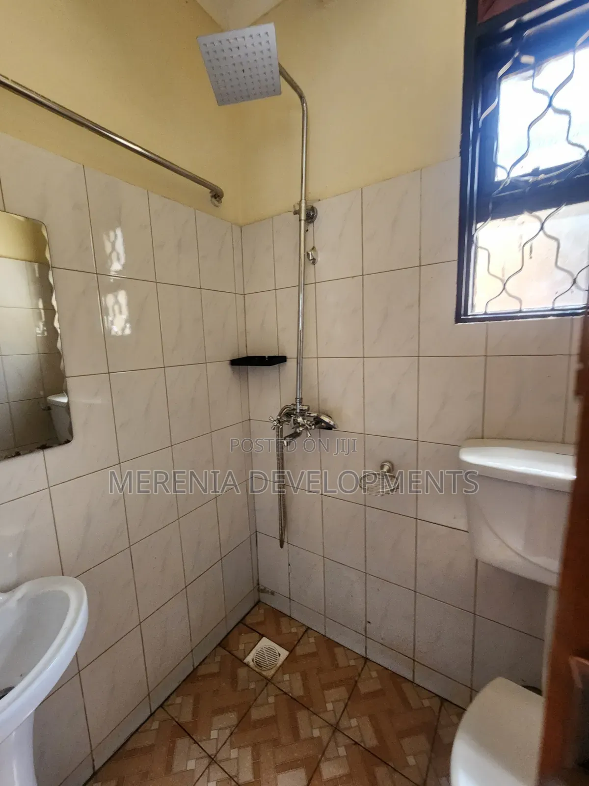 4bdrm House in Muyenga, Makindye for rent