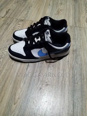 Nike Dunk Low Midnight Navy University Blue