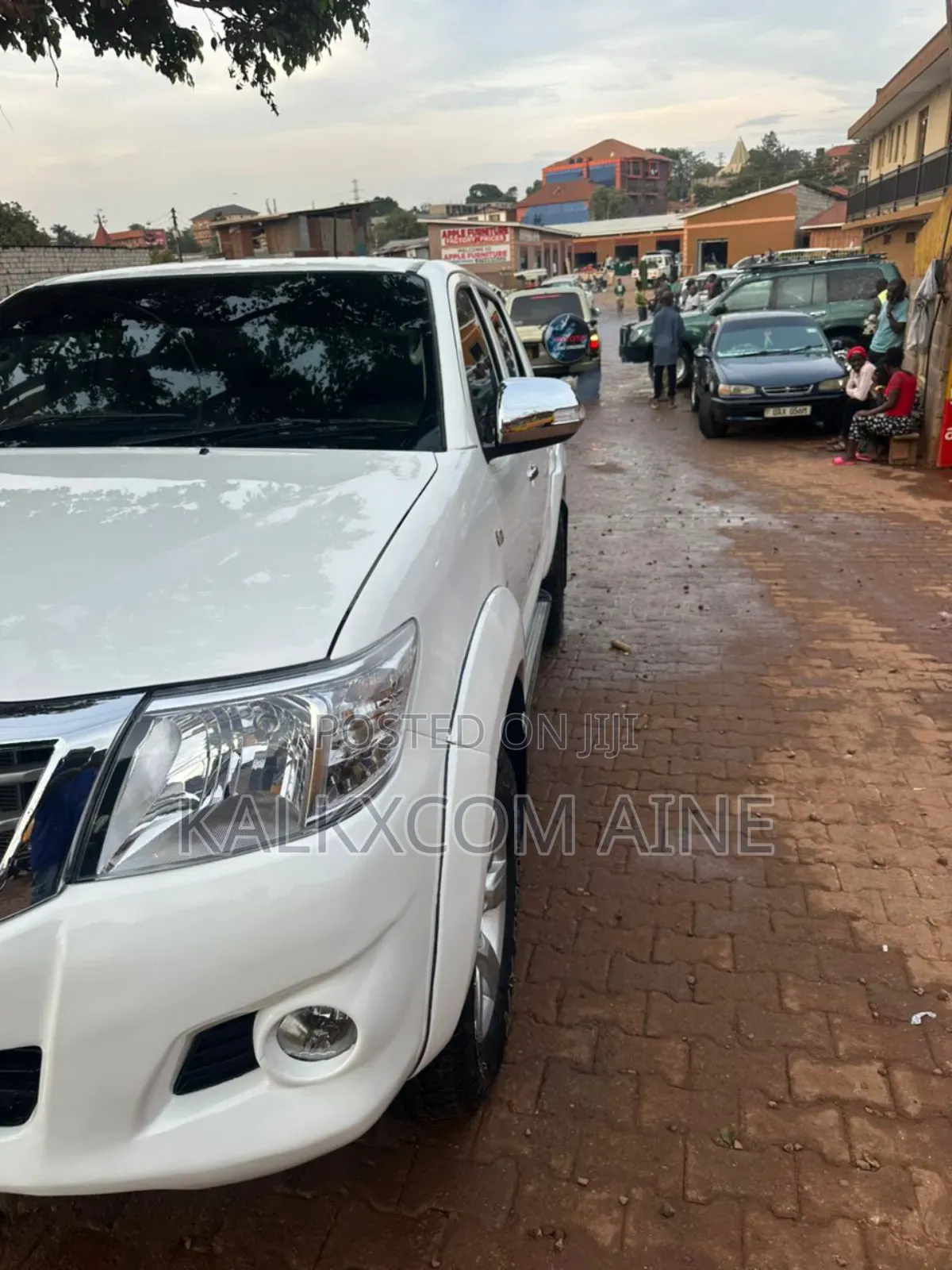 Toyota Hilux 2015 White