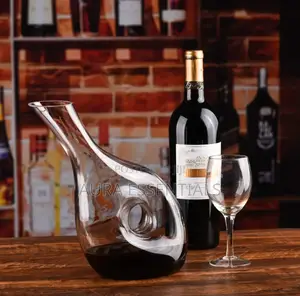 Crystal U Shape Glass Wine Decanter