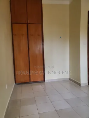 2bdrm Bungalow in Kisota Road, Central Division for rent