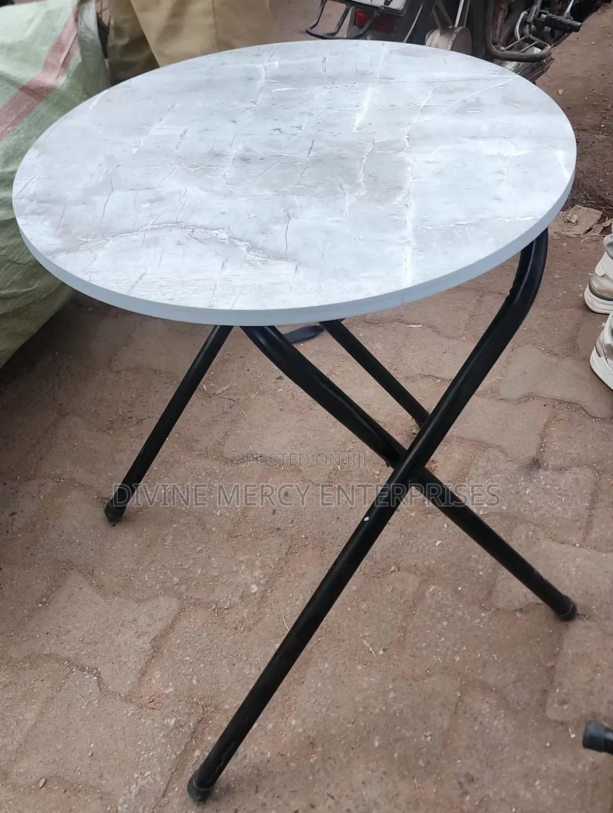 Round Folding Table With Metal Legs