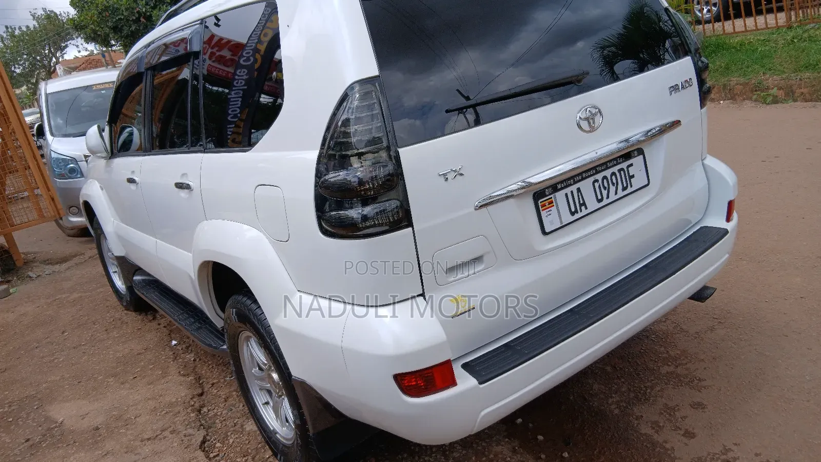 Toyota Land Cruiser Prado 2007 White
