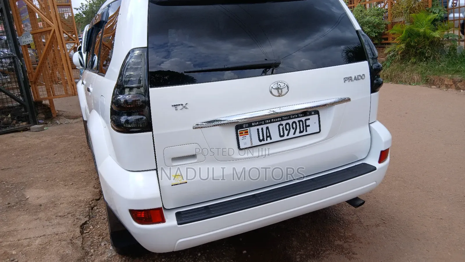 Toyota Land Cruiser Prado 2007 White