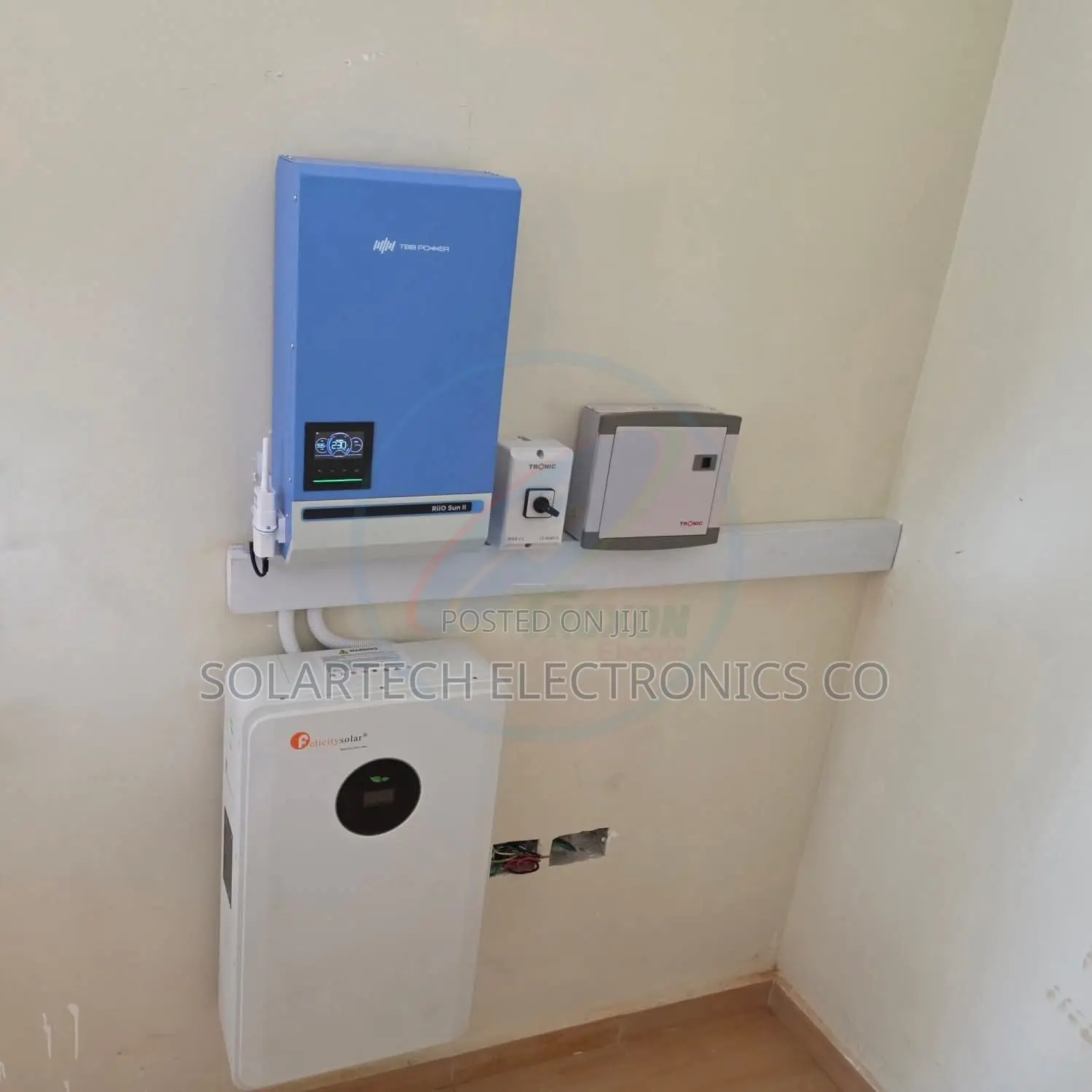 Heavy-Duty 10kwh Solar System With 6kva Low-Frequency Inverter