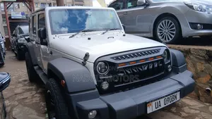 Jeep Cherokee 2010 White