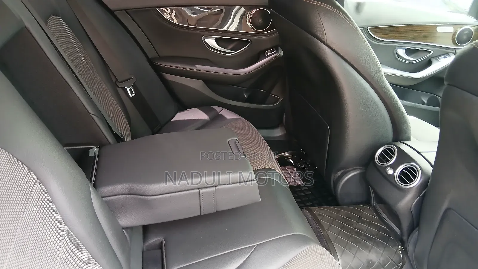 Mercedes-Benz C220 2016 White
