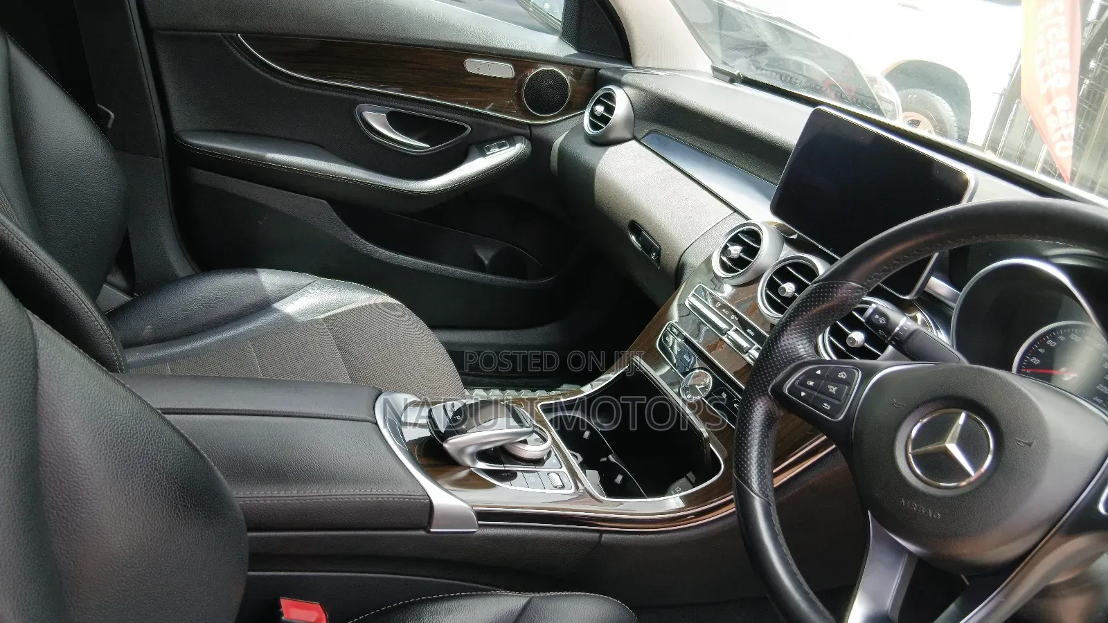Mercedes-Benz C220 2016 White