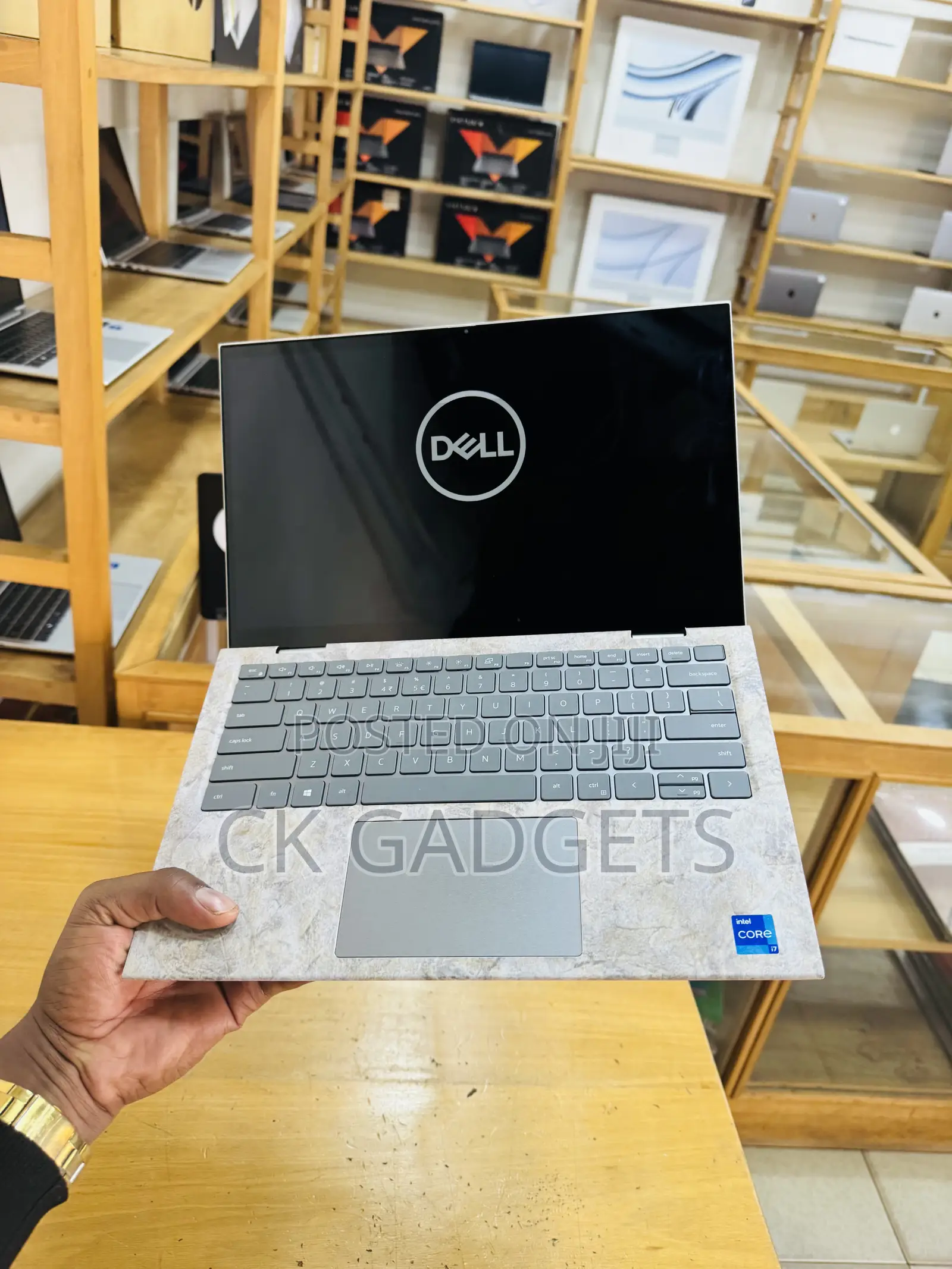 Laptop Dell Inspiron 14 5540 16GB Intel Core I7 SSD 512GB