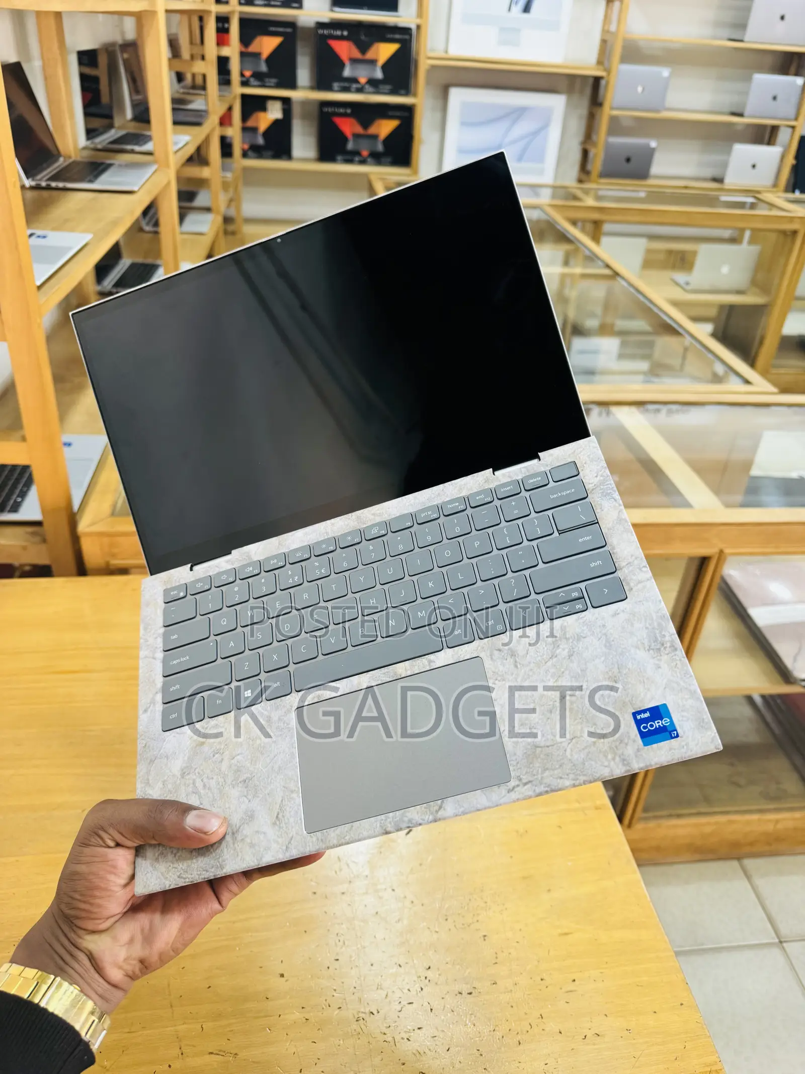 Laptop Dell Inspiron 14 5540 16GB Intel Core I7 SSD 512GB