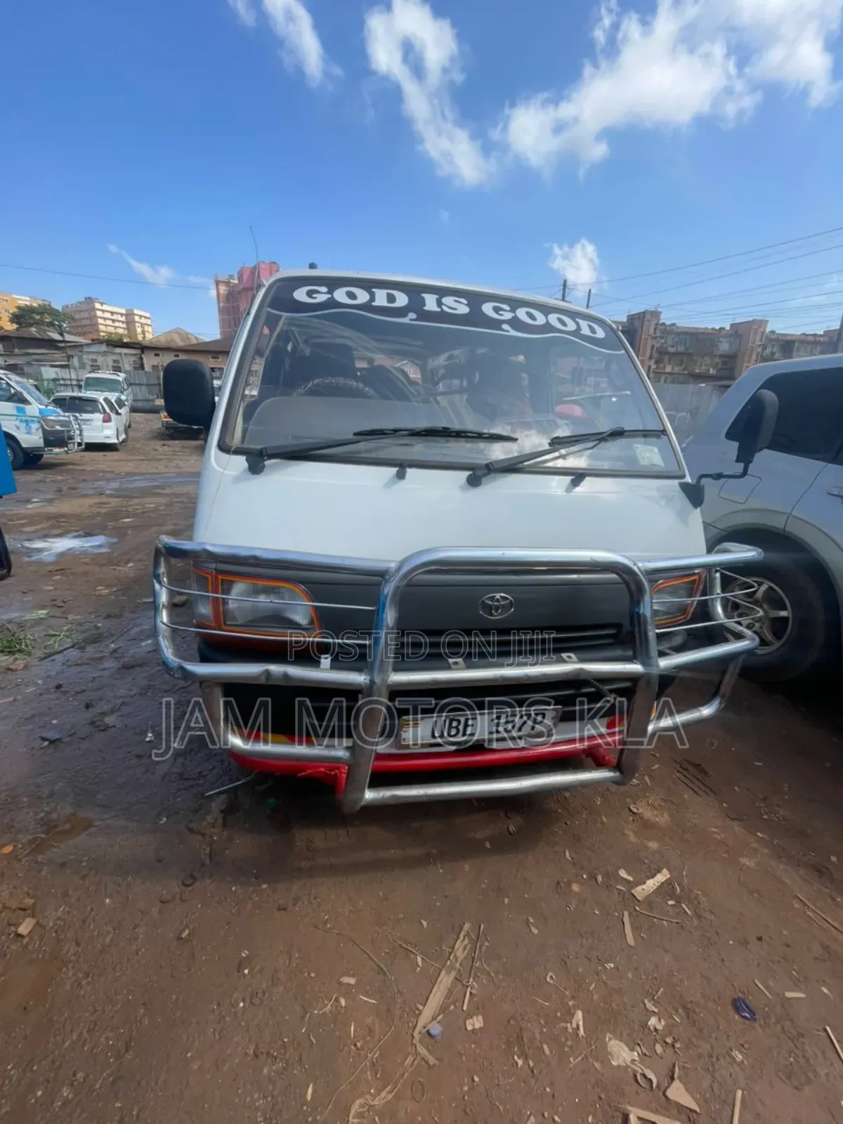 Toyota HiAce 1998 White
