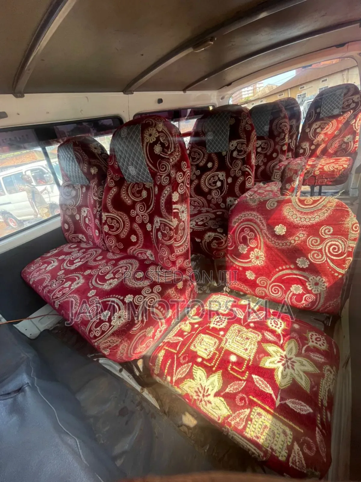 Toyota HiAce 1998 White
