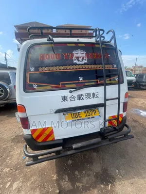 Toyota HiAce 1998 White