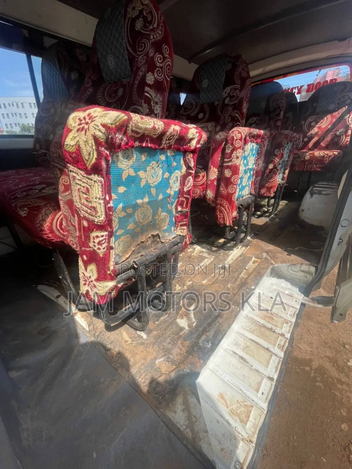 Toyota HiAce 1998 White
