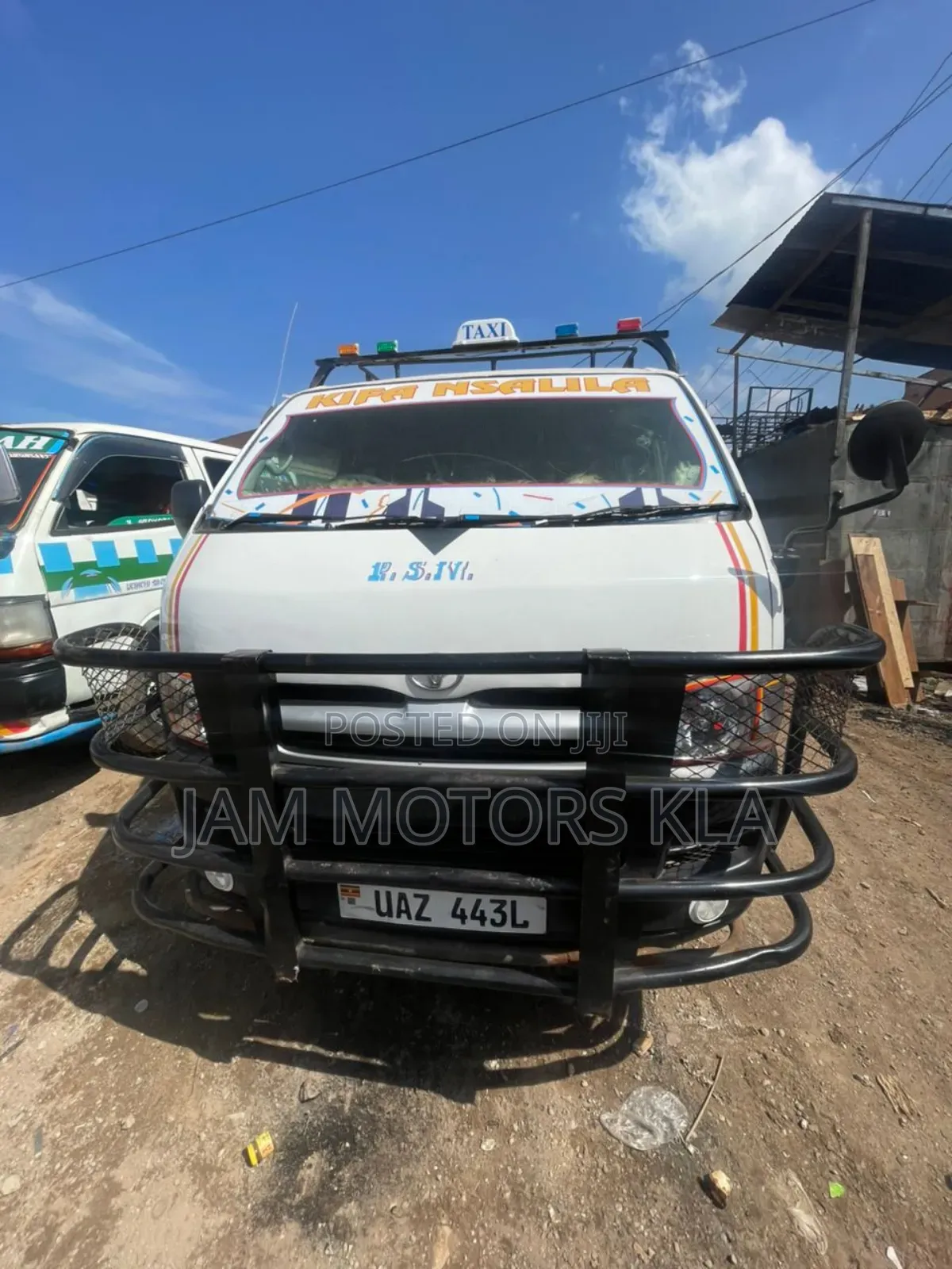 Toyota HiAce 2009 White