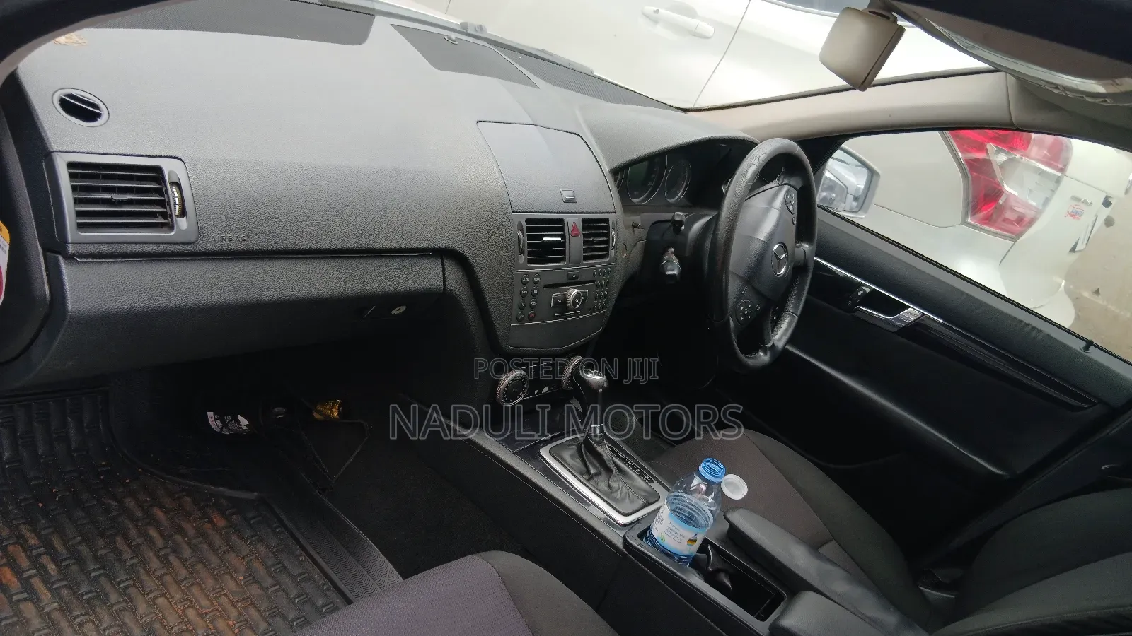 Mercedes-Benz C200 2012 Silver