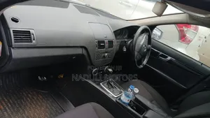 Mercedes-Benz C200 2012 Silver