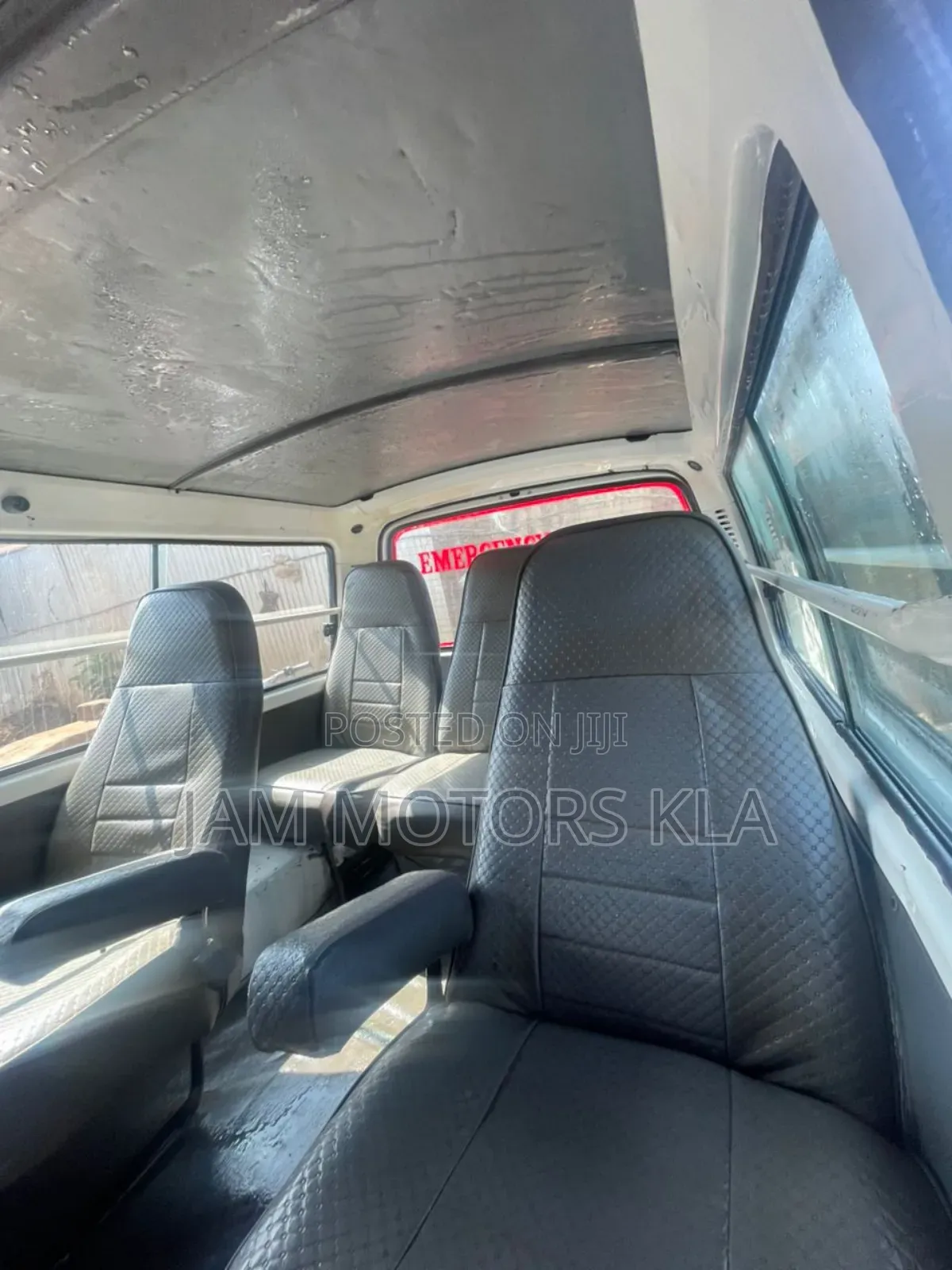 Toyota HiAce 2003 White