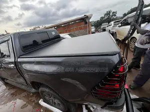 Hilux Soft Rolling Bed Cover