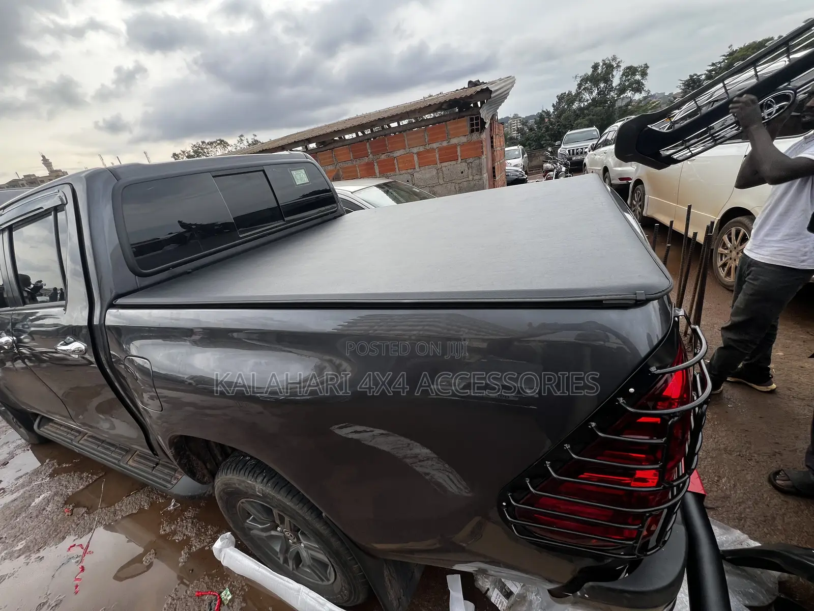 Hilux Soft Rolling Bed Cover