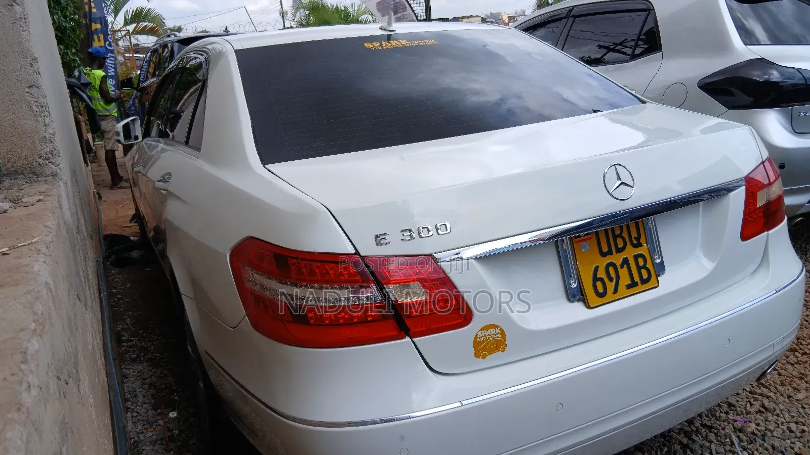 Mercedes-Benz E300 2014 White