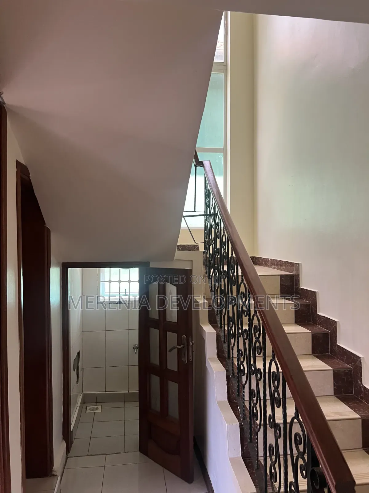 Furnished 4bdrm Apartment in Muyenga, Makindye for rent