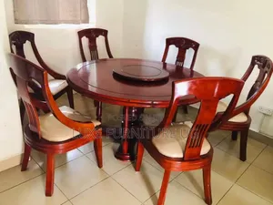 Modern Dinning Table 6seater/Round Shape