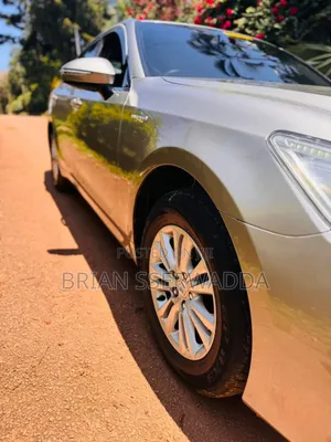 Toyota Crown 2013 Gray