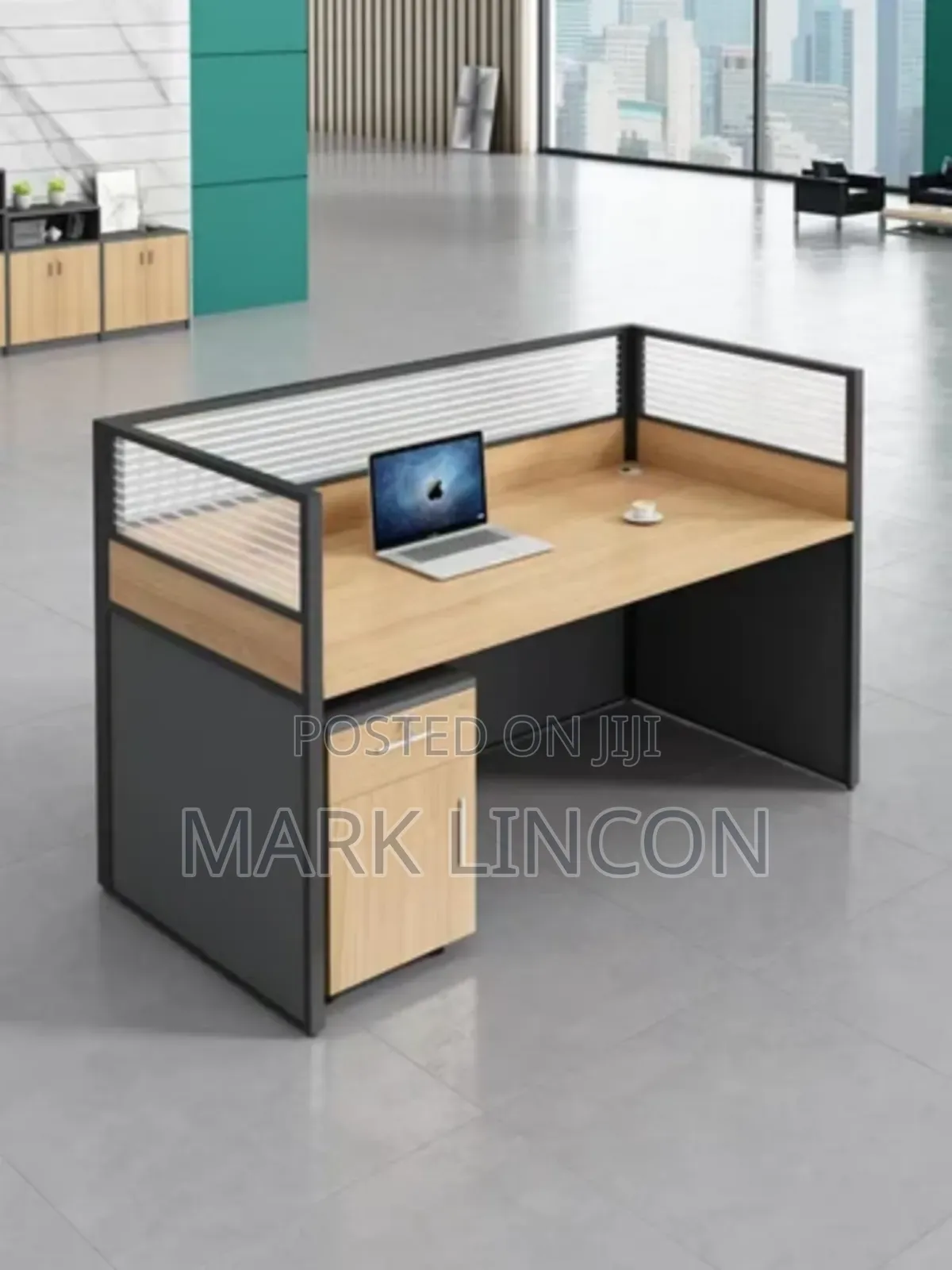Modern Modular Office Workstation