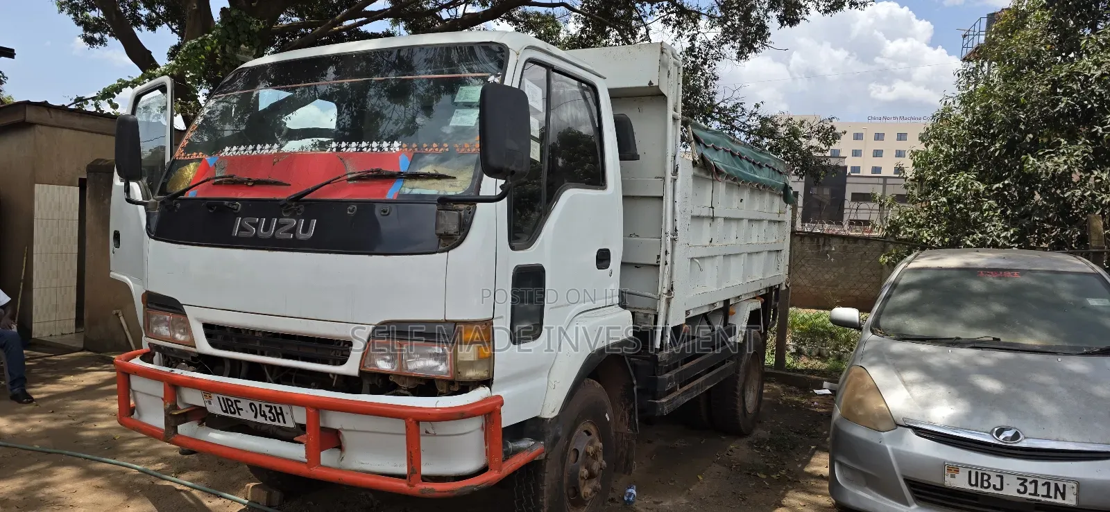Isuzu Tipper