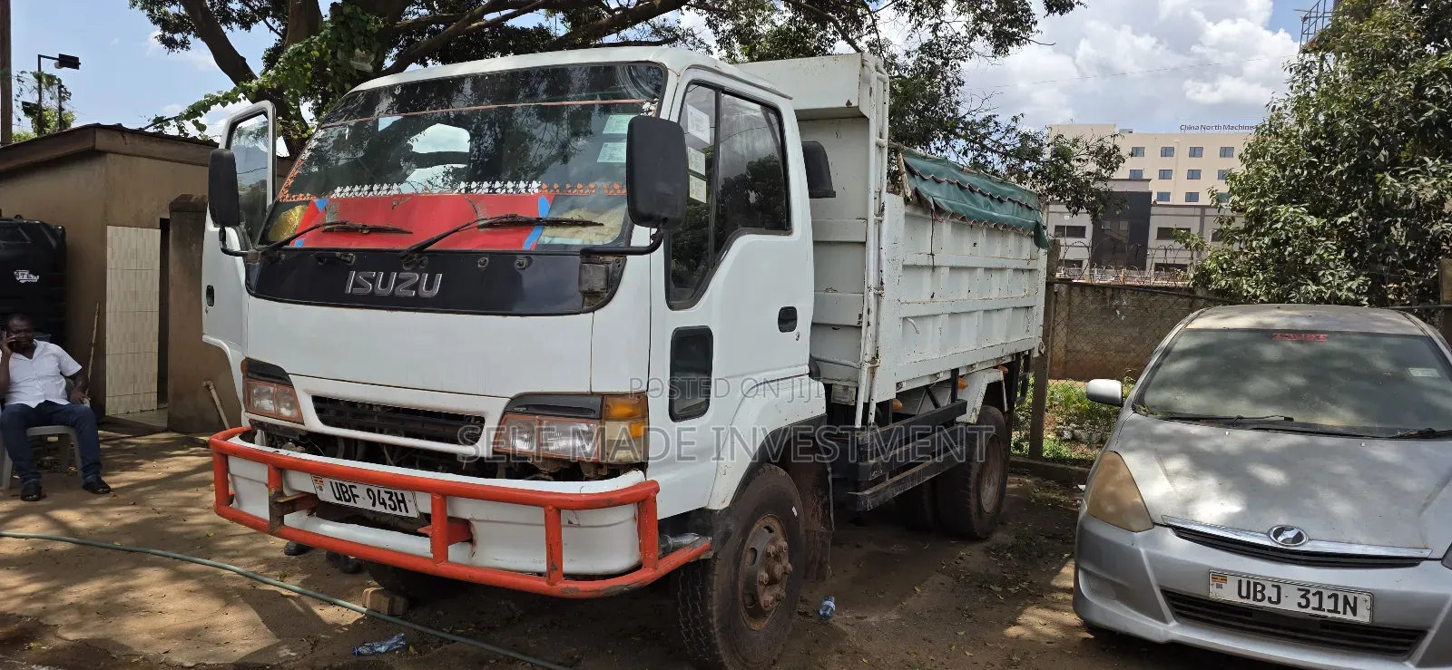Isuzu Tipper