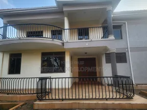 5bdrm House in Muyenga, Makindye for rent