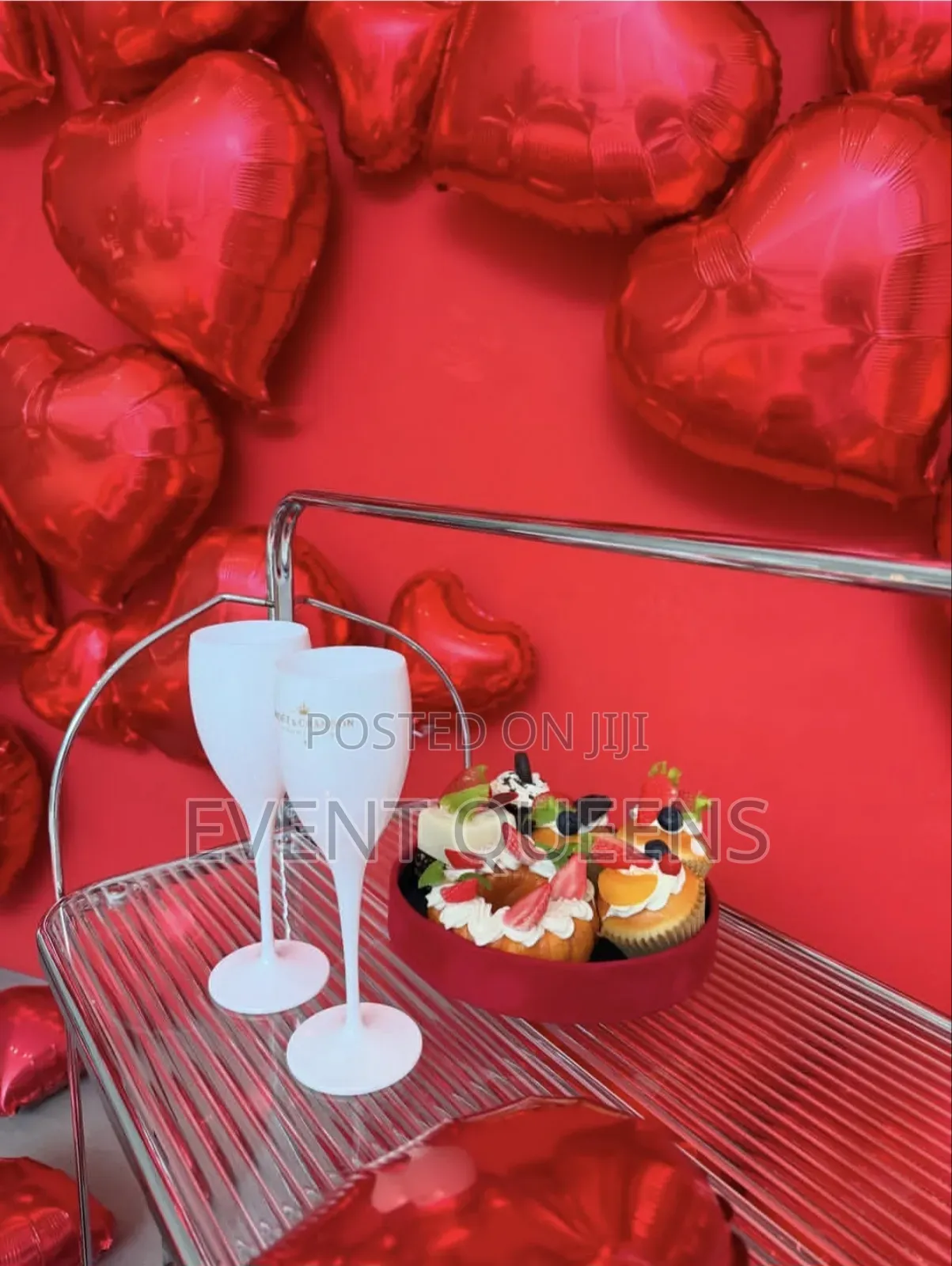 Valentines Day Decorations at Negotiable Price
