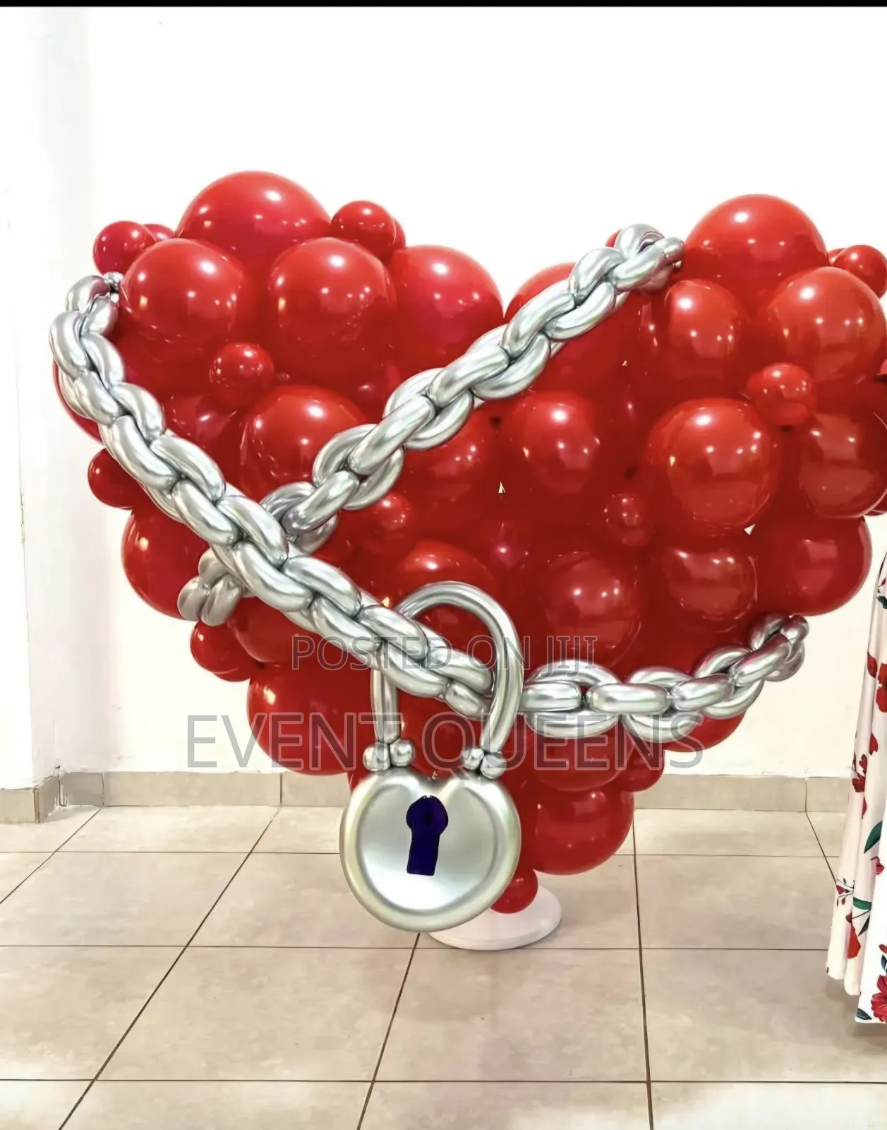 Valentines Day Decorations at Negotiable Price