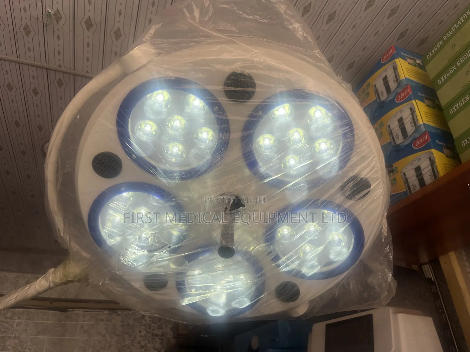 Mobile Surgical Light (Operating Light) - Led
