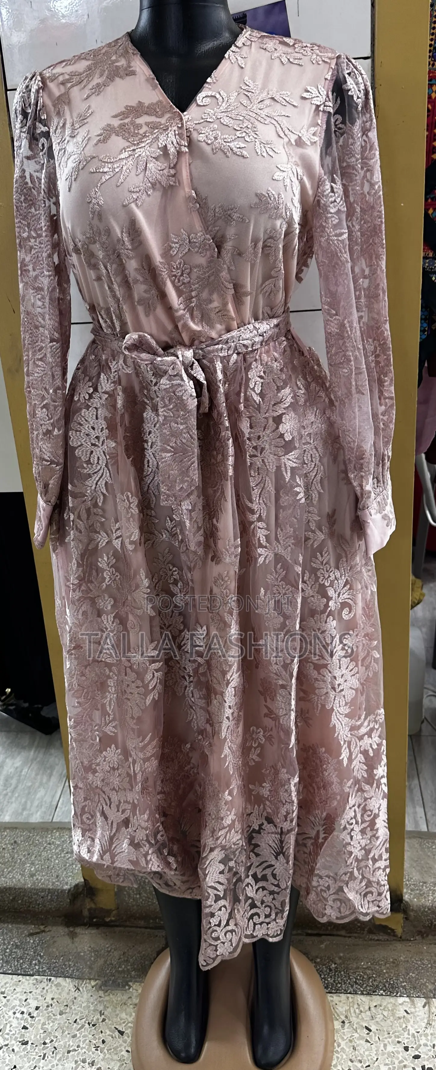 Ladies Classic Clothes