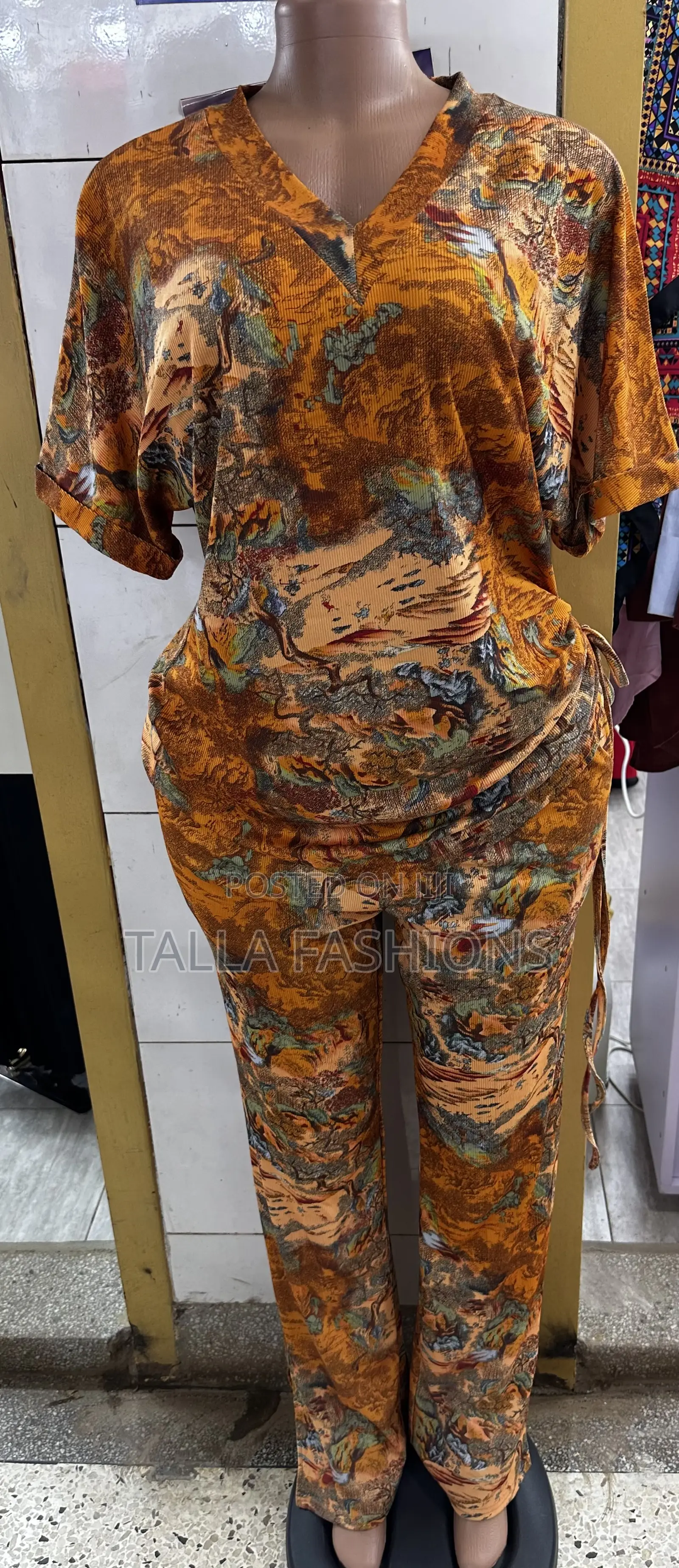 Ladies Classic Clothes