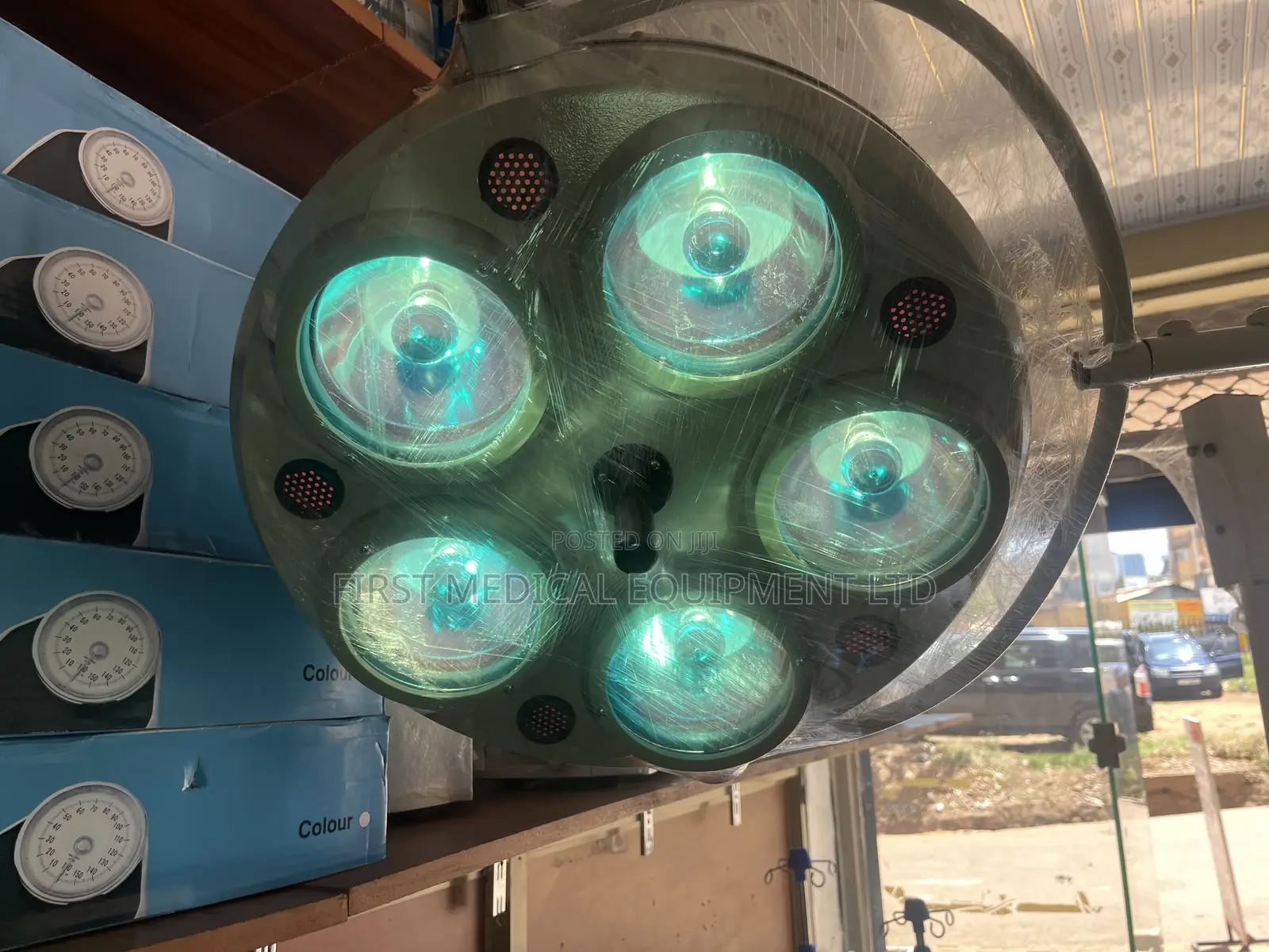 Mobile Surgical Light- Halogen