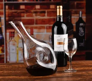 Crystal U Shape Glass Wine Decanter