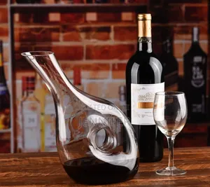 Crystal U Shape Glass Wine Decanter