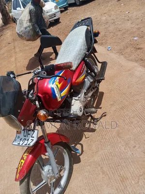 Bajaj CT 125X 2021 Red